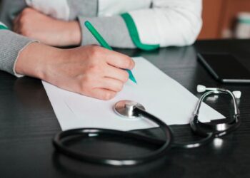 Saiba detalhes da perícia médica do INSS. Imagem: Freepik