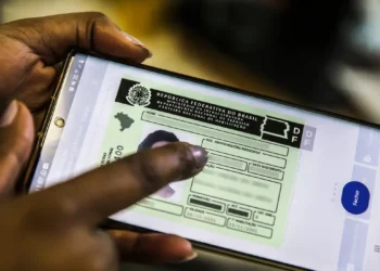 Programa abre vagas para emissão de CNH gratuita