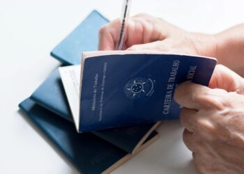 Quantas faltas anuais o trabalhador pode ter sem prejuízo no salário