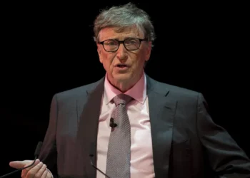 Bill Gates afirma as profissões que prevalecerão na era da inteligência artificial