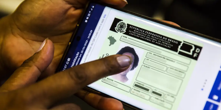 O Detran divulgou uma lista com os nomes dos contemplados para a CNH Social.