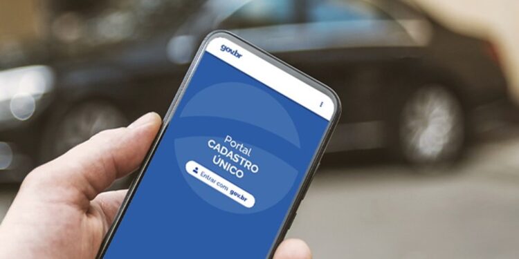 Para se beneficiar do desconto na conta de luz com o CadÚnico, é necessário que a família esteja cadastrada ou com os dados atualizados no CadÚnico. imagem: Agência Brasil