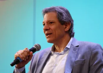 Site fraudulento divulga vídeo de Haddad que direciona para site falso do Gov