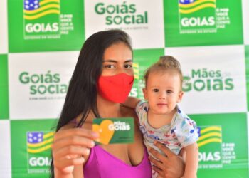 O Mães de Goiás é um apoio financeiro essencial para milhares de famílias que enfrentam dificuldades financeiras. Imagem: Governo de Goiás