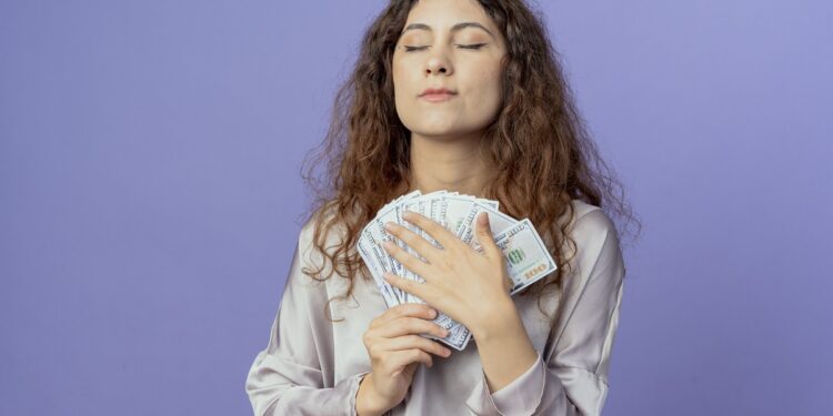 O empréstimo pessoal oferecido pelo Nubank conta com uma série de benefícios que tornam o processo mais prático e vantajoso para os clientes. Imagem: Freepik