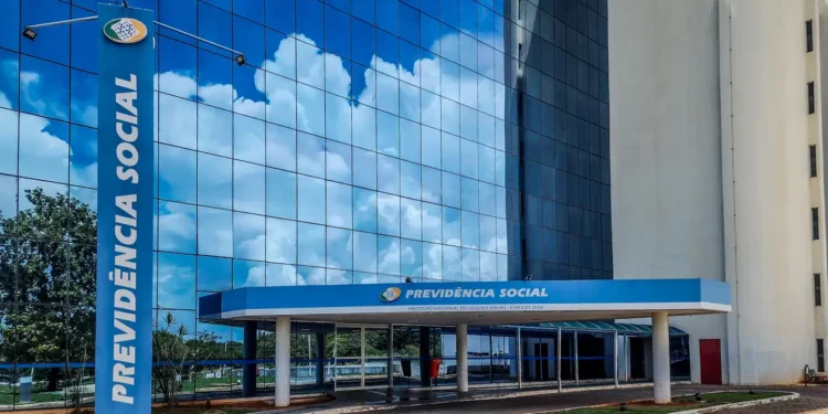 Em novembro de 2024, o governo federal revisou para baixo suas expectativas de economia com o pente-fino na Previdência Social. Imagem: Agência Brasil-EBC.