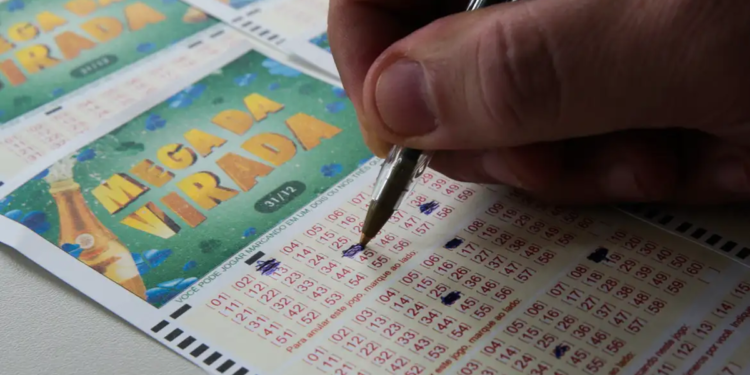 A Mega da Virada é um concurso especial da Mega-Sena, realizado anualmente no último dia do ano. Imagem: Agência Brasil