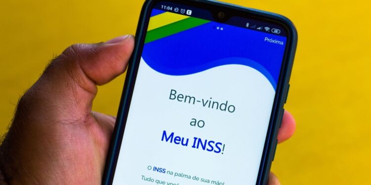 A prova de vida do INSS é obrigatória para aposentados, pensionistas e beneficiários de programas do INSS. Imagem: Portal Gov. Br