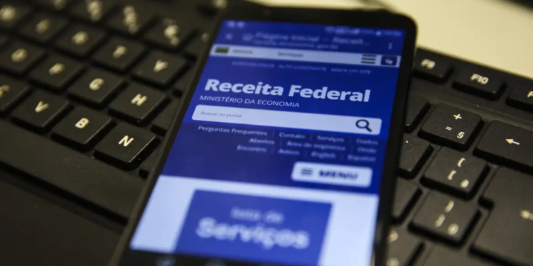 As alíquotas do Imposto de Renda 2025 seguirão o mesmo padrão aplicado em 2024. Imagem: Agência Brasil