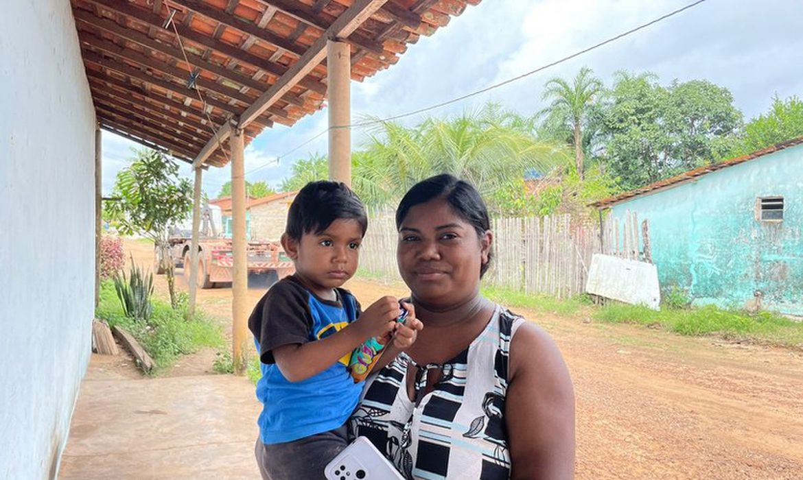 A liberação desses recursos do Bolsa Família aliviou o bolso de muitas famílias. Imagem: Agência Brasil.