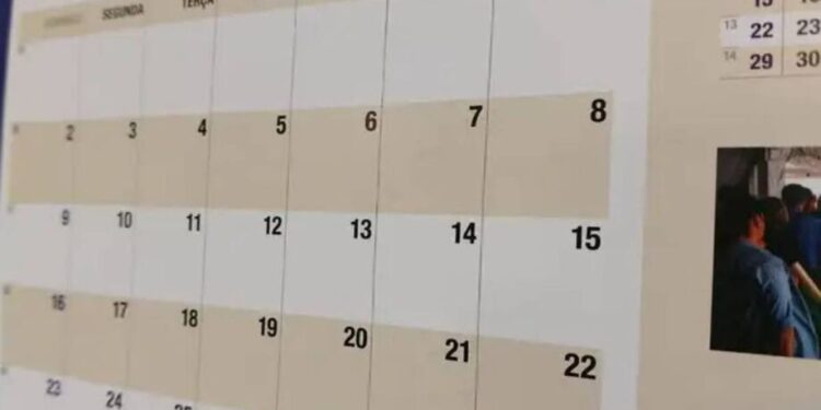 Para receber o valor do Programa Pé-de-Meia o estudante deve ficar atento ao calendário. Imagem: Agência Brasil