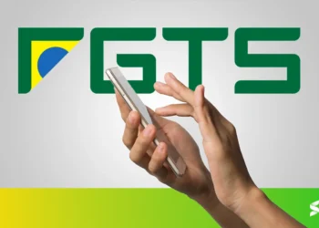 Logo do FGTS com o ícone do Brasil e uma mão segurando um celular