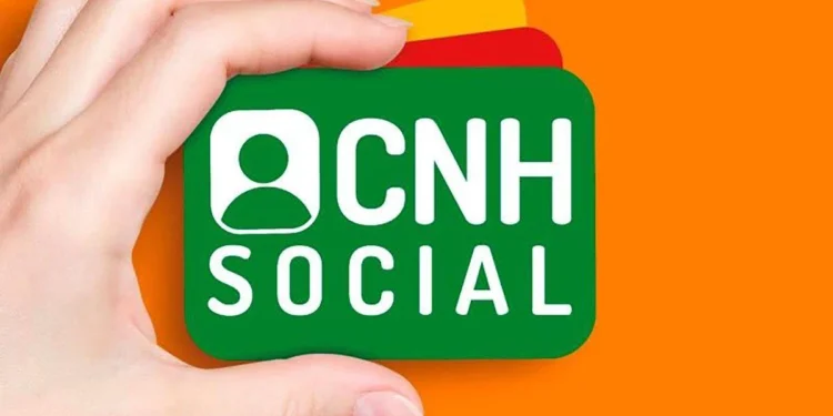 Cartão do programa CNH Social em fundo laranja, representando o golpe da CNH gratuita nas redes sociais.