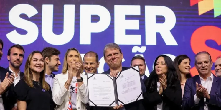 Evento de lançamento do SuperAção SP, um novo programa social em São Paulo