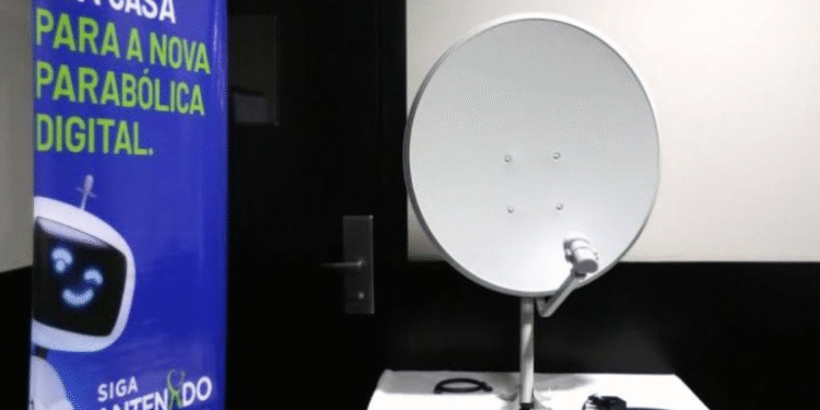 Antena digital de parabólica para distribuição gratuita, com prazo até 30 de junho para inscrições no CadÚnico.