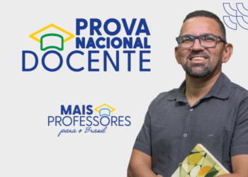 PND 2025: imagem com logotipo da Prova Nacional Docente e homem segurando livro.