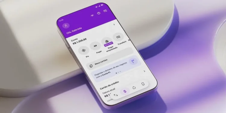 Nubank - Tela do aplicativo mostrando saldo bancário, opções de pagamentos e cartão de crédito, com a legenda de 'Oi, Gabriela'.