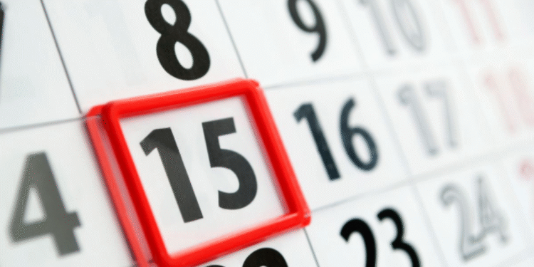 Calendário com o dia 15 destacado em vermelho, tema Surpresa no calendário: feriados nas segundas e sextas de 2026