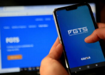 Tela de celular mostrando o aplicativo do FGTS da Caixa Econômica Federal.