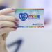Cartão do Programa Mães de Pernambuco, oferecendo auxílio financeiro para mulheres em situação de vulnerabilidade social.