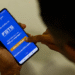 Aplicativo FGTS com tela de boas-vindas mostrando opção de saque digital de até R$ 6.220