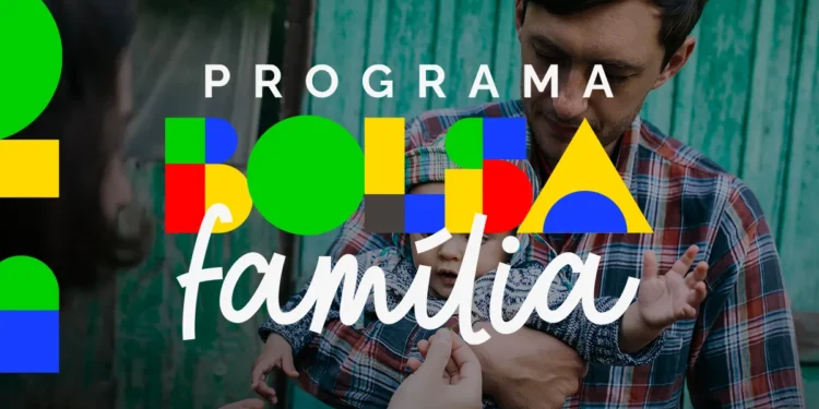 Imagem do Programa Bolsa Família, mostrando uma família recebendo apoio financeiro.