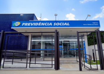 Fachada da agência da Previdência Social INSS fechada