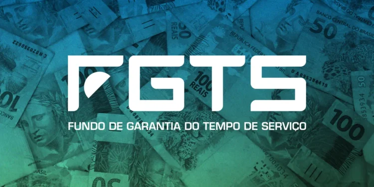 Logo do FGTS sobre fundo com notas de real espalhadas