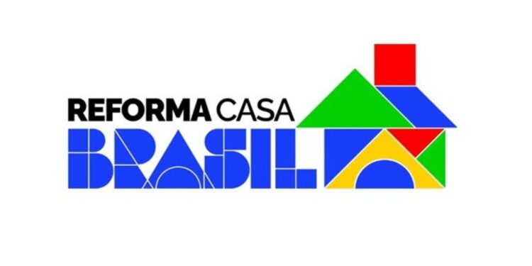 Logo oficial do programa Reforma Casa Brasil com identidade visual colorida em destaque sobre fundo claro