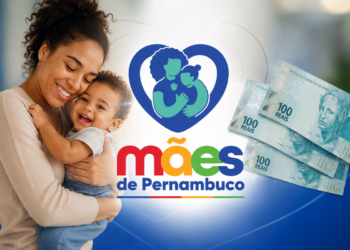 Mãe segurando criança ao lado da identidade visual do programa Mães de Pernambuco e notas de dinheiro
