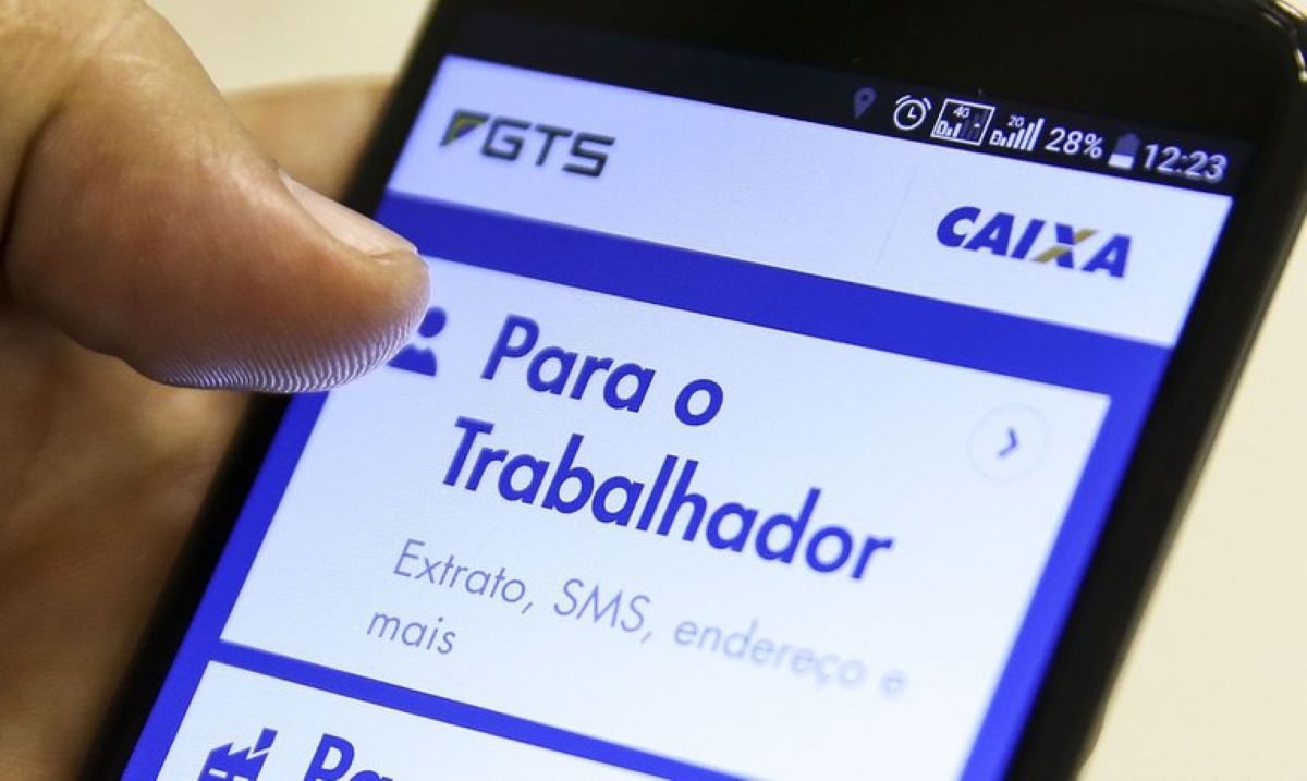 Tela do aplicativo da Caixa com a seção Para o Trabalhador em destaque