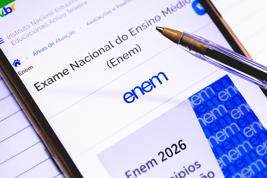 Tela com a página do Exame Nacional do Ensino Médio e o texto Enem 2026, referência ao novo prazo de pagamento da taxa