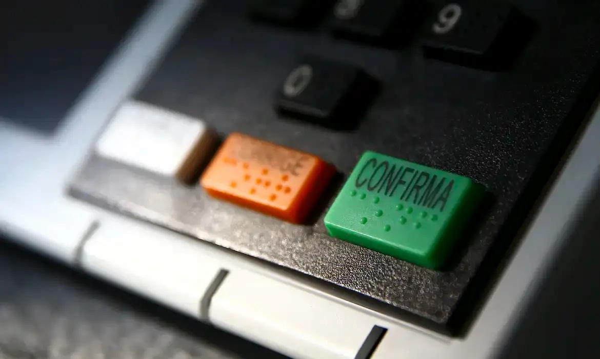 Urna eletrônica utilizada nas Eleições durante o processo de votação.