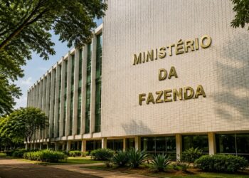 Fachada do edifício do Ministério da Fazenda, órgão cuja Secretaria de Política Econômica elevou a projeção do INPC de 2026 para 5,3%