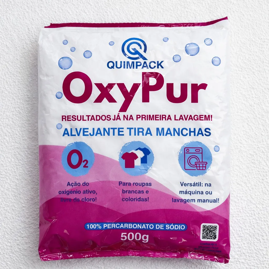 Embalagem de 500 gramas de alvejante tira-manchas em pó à base de percarbonato de sódio, produto do tipo alcançado pela proibição da Anvisa.