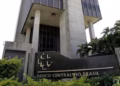 Fachada da sede do Banco Central do Brasil, instituição que opera o Pix e conduz os estudos com a Europa